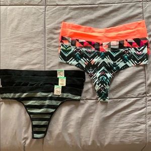 SO Seamless/No Show Thongs